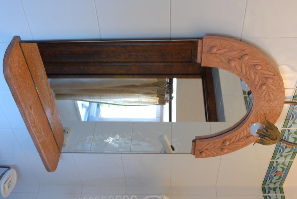Eremo Hotel Casa Del Sorriso Эриче Номер фото